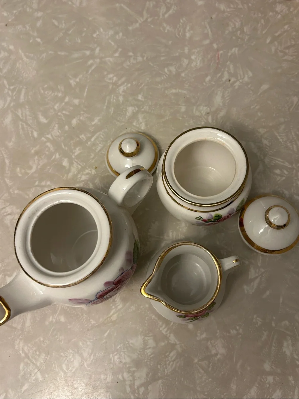 N/A elegant porcelain
